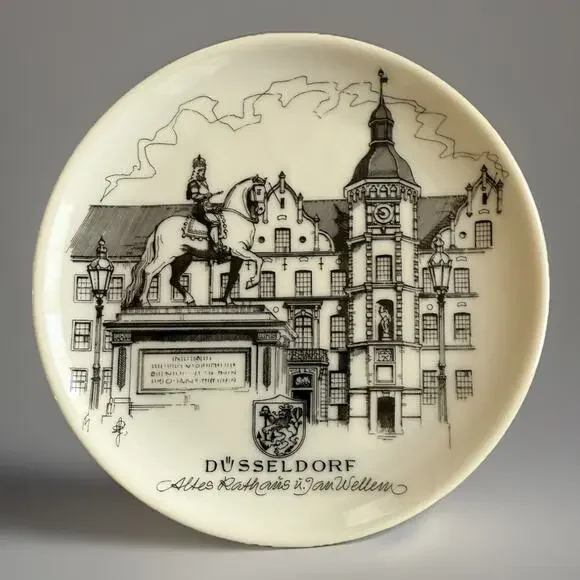 Vintage Uhlenhorst Düsseldorf Germany Landmark Plate Set of 6 Souvenir Coasters - Picture 3 of 9